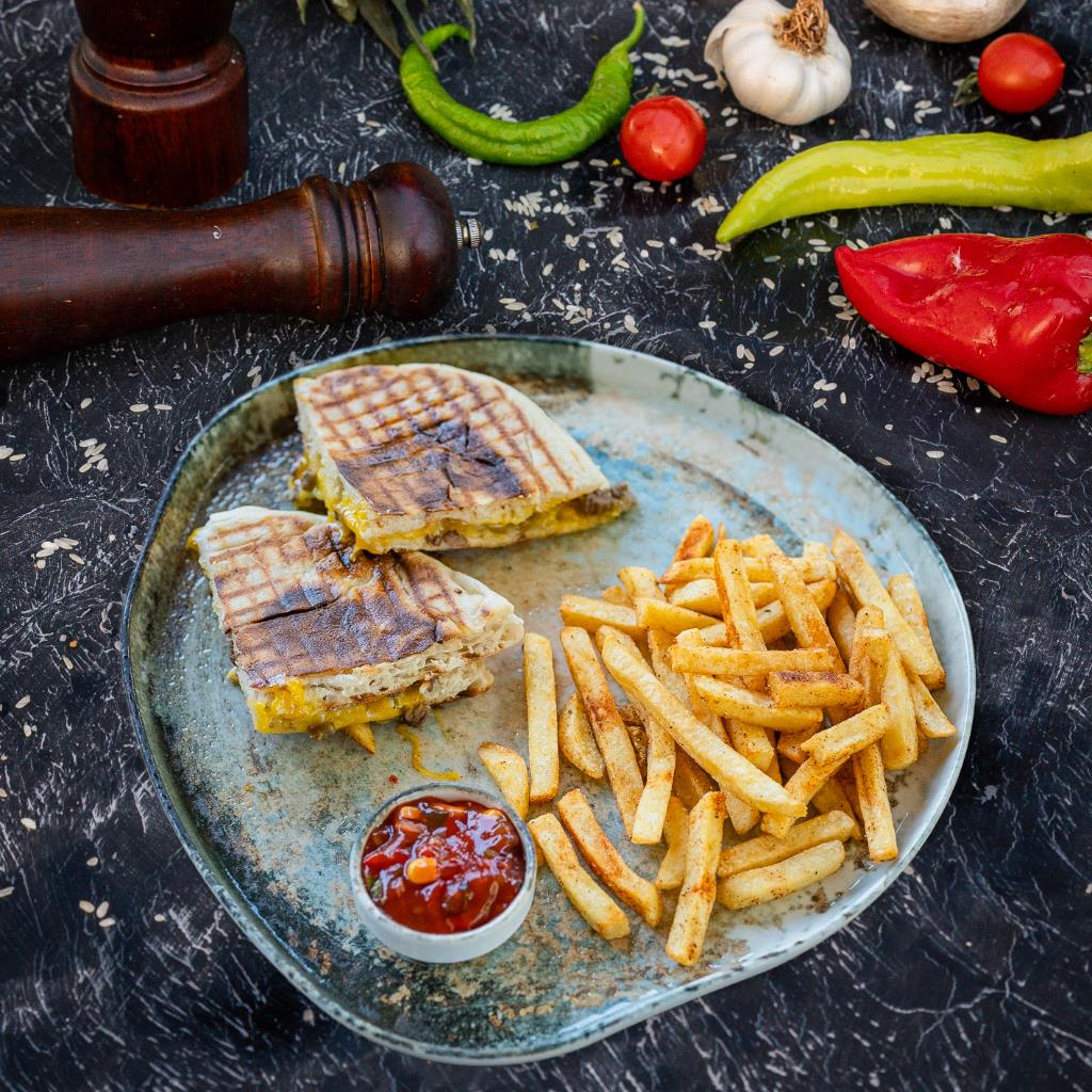 KAVURMALI TOST